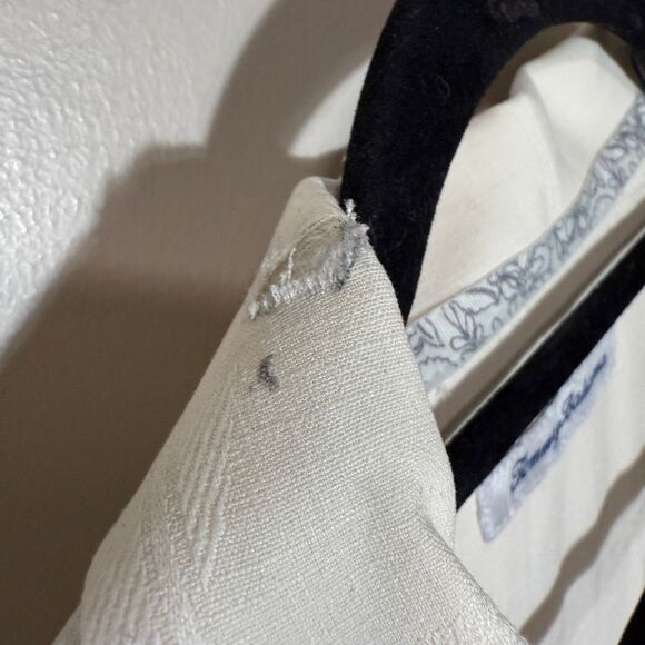 TOMMY BAHAMA Men’s Bloom Terrace Silk Hawaiian Button Up Shirt Extra Large Flaw - Picture 8 of 8